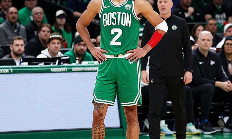 ফাঁকা অ্যানফিল্ডের খাতা থেকে অপরিবর্তনীয় ডেটা: ইয়ুথ ফুটবলের প্রথম এক হাজার মিনিট