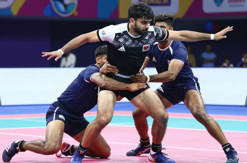 হিমাচলের পুরস্কার তালিকা থেকে বাদ ঋতু নেগি: কাবাডির মাটিতে যে নিয়মটা কেউ পড়েনি