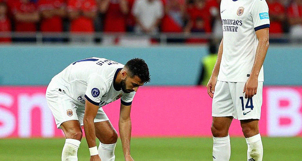 রাত ২টার খালি ফাইল: ফুটবল ট্রান্সফার ডেটার ভেরিফিকেশন সংকট এবং ব্লকচেইনের সীমা রাত ২টার খালি ফাইল: ফুটবল ট্রান্সফার ডেটার ভেরিফিকেশন সংকট এবং ব্লকচেইনের সীমা