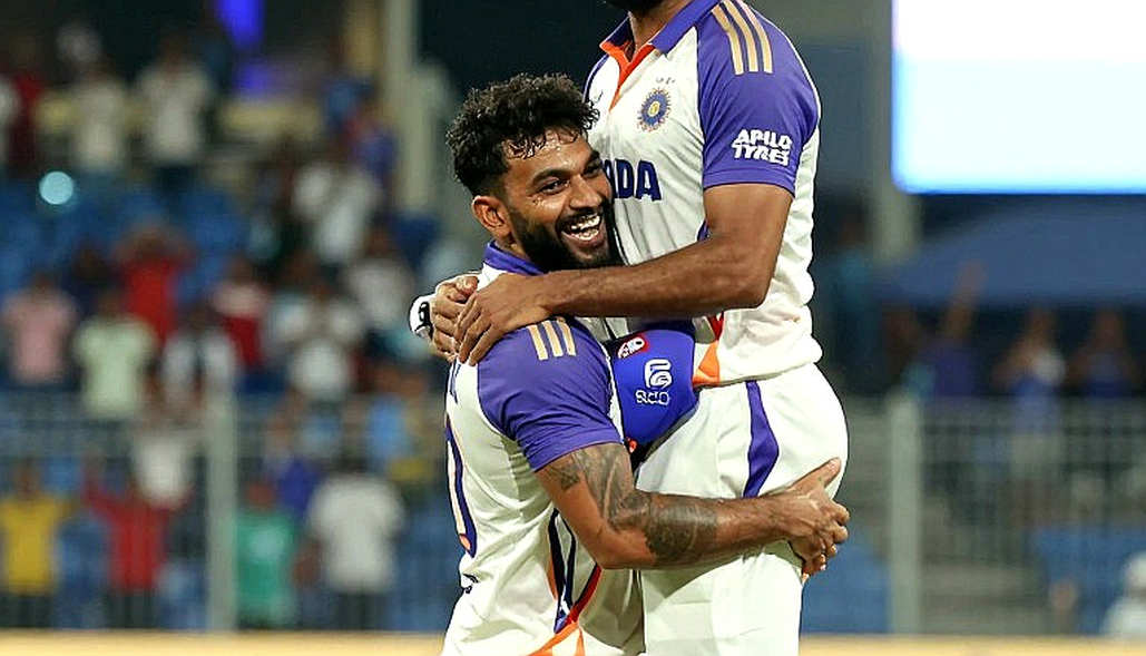 গ্যাননের ৫-৪২: অ্যাডিলেডে নিয়ন্ত্রণ দিয়ে কেনা পাঁচ উইকেট, আর কুইন্সল্যান্ডের অসম্পূর্ণ দখল